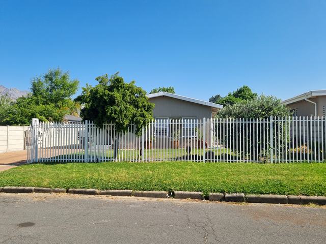 4 Bedroom Property for Sale in Ceres Western Cape